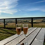 Glamping Pod - Vale View * East Heslerton